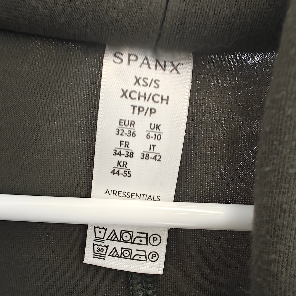 SPANX Cardigan In Cacoon Green - Picture 3 of 8